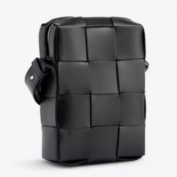Bottega Veneta Mini Cassette Cross-Body Bag in Black | Excellent Condition - Picture 1 of 4